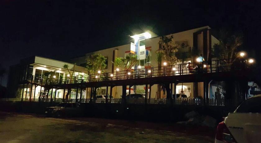 Por-Ho Boutique Hotel Nakhonratchasima Exterior photo