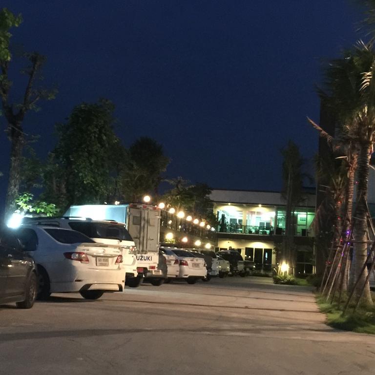 Por-Ho Boutique Hotel Nakhonratchasima Exterior photo